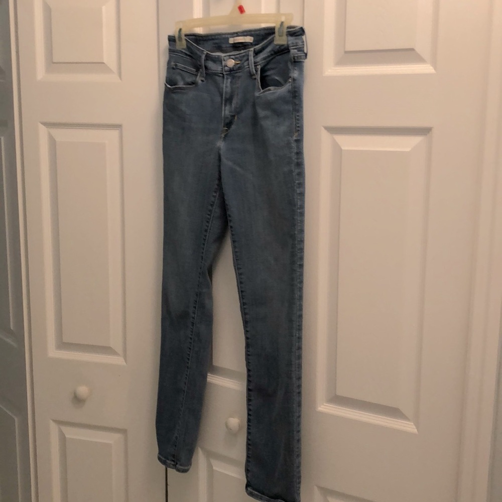 Levi’s faded straight legs